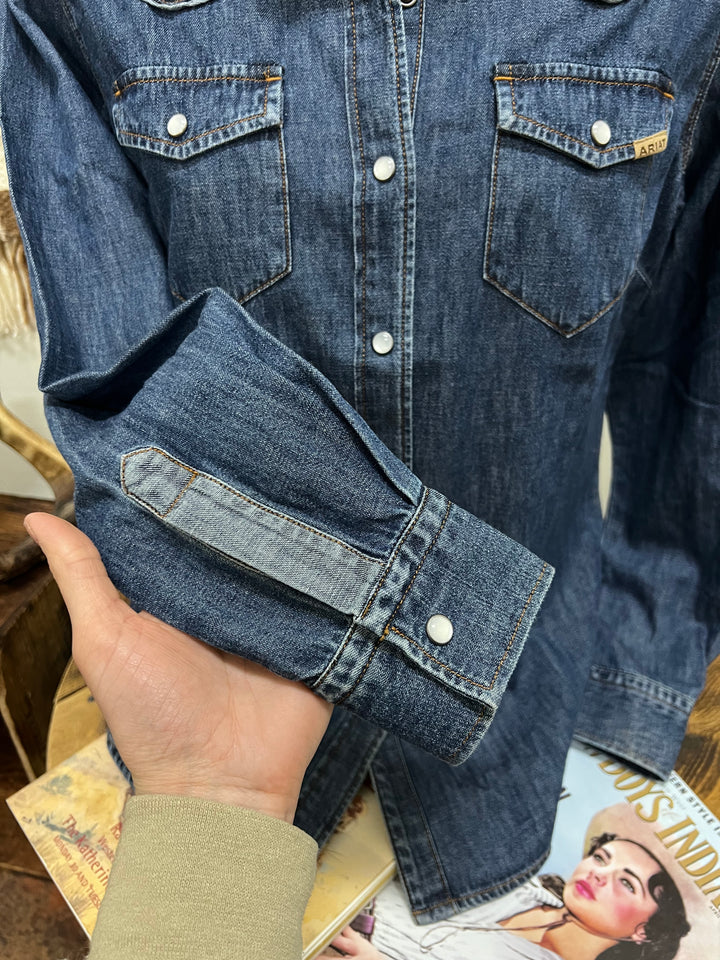 Ariat: Denim Button-Up{LARGE LEFT ONLY}