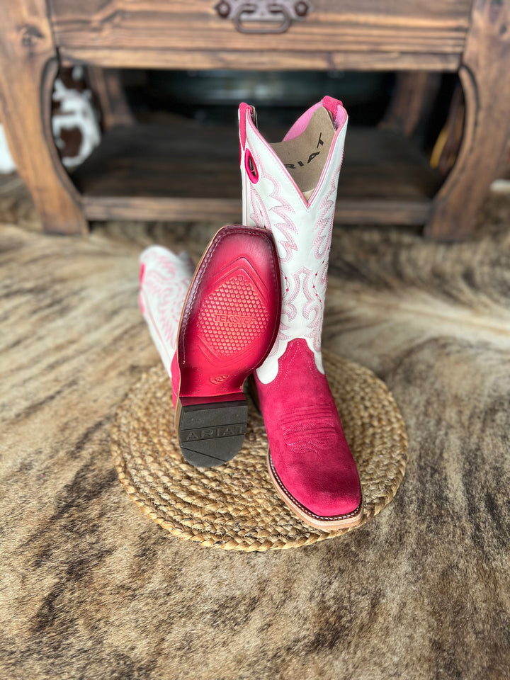 Ariat: Futurity Azalea Rough Out Boots
